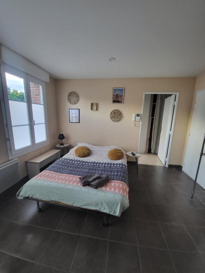 Logement En Hypercentre Dans Une Residence Amiens Bagian luar foto